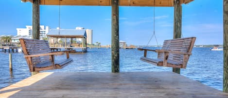 Condo, 1 Bedroom | Property grounds