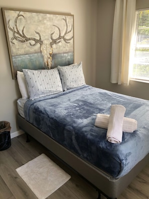 2 bedrooms, iron/ironing board, free WiFi, bed sheets