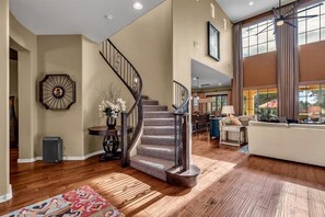 Smart TV, fireplace, DVD player, ping pong