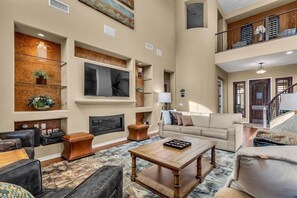 Smart TV, fireplace, DVD player, ping pong