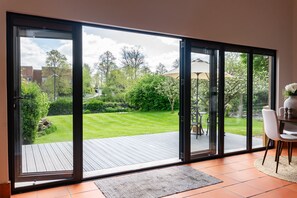 Lounge - Quarry View Studio (Shrewsbury)