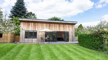 Romantic Studio, Ensuite, Garden View | Exterior