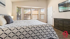 4 dormitorios, tabla de planchar con plancha, wifi y ropa de cama