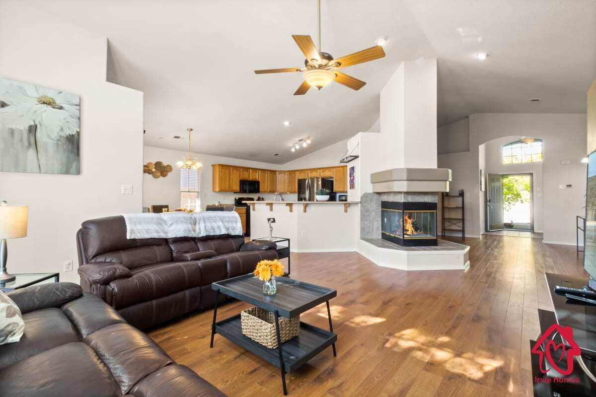 Télévision, cheminée, Netflix, services de streaming