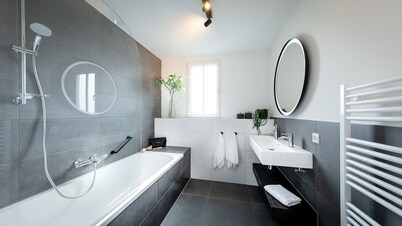Kids Special 6p - Three Bedroom Villa, Sleeps 6