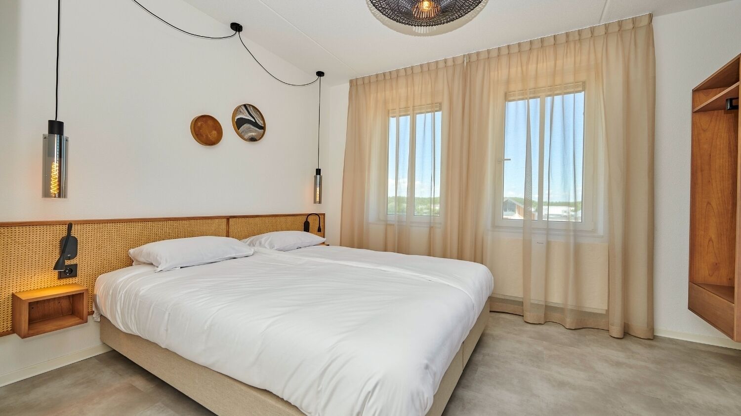 2 室のベッドルーム、インターネット、ベッドシーツ