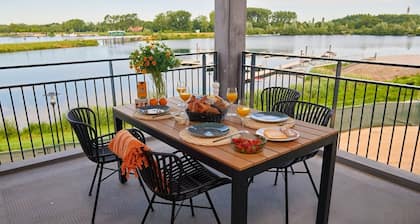 Panorama Lake View Apartment 2p