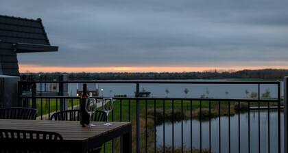 Panorama Lake View Apartment 6p