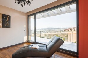 Interior - Villa (La Zubia)