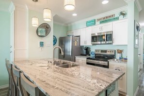 Fridge, microwave, stovetop, dishwasher - Salty Kisses! Unit 1403-One Block from the Beach/Port Aransas/Island Dunes Condo (Port Aransas)