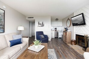 TV, fireplace, offices