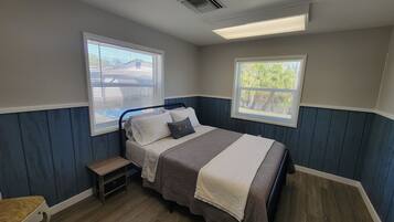 7 bedrooms, WiFi, bed sheets, wheelchair access