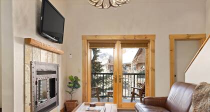The Village Basecamp: Ski, Soak, Sip | 2bd/2bth