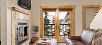 The Village Basecamp: Ski, Soak, Sip | 2bd/2bth