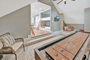 Spielezimmer