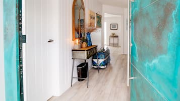 Cottage | 4 bedrooms, individually decorated, individually furnished, free WiFi