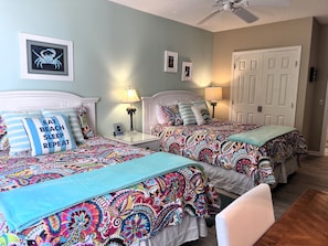 Condo (2 Bedrooms) | Property amenity