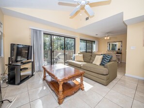 Condo (Beachwalk 186) | Exterior