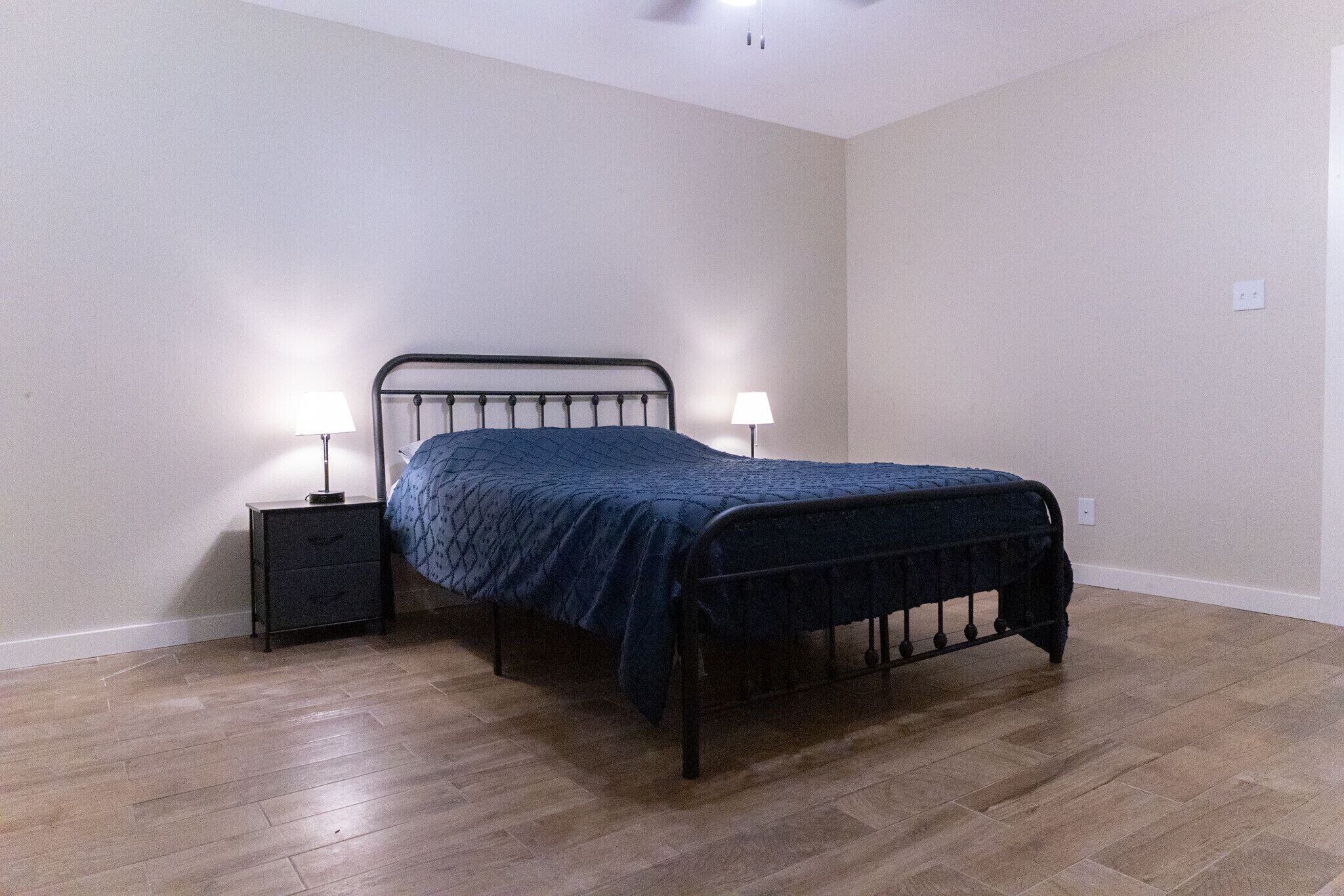 6 bedrooms, free WiFi, bed sheets