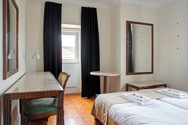 6 Schlafzimmer, Internetzugang