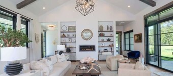 Luxury Big Sky Mountain Farmhouse