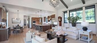 Luxury Big Sky Mountain Farmhouse