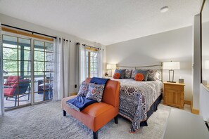4 habitaciones, escritorio, wifi gratis y ropa de cama