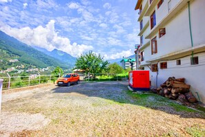 Free self parking