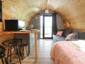 Cottage | 1 bedroom, individually decorated, individually furnished, free WiFi - Curlew Corner (Lancaster)