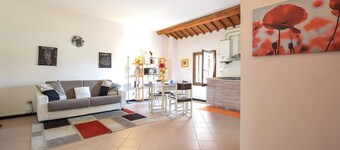 2 Bed-sleeps 6-aircon-town Centre-free Parking