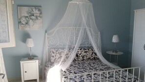 1 camera, ferro/asse da stiro, culla da viaggio, Wi-Fi gratuito