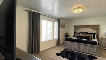 5 bedrooms, iron/ironing board, free WiFi, bed sheets