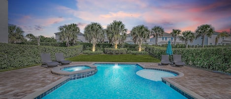 Beheizter Pool