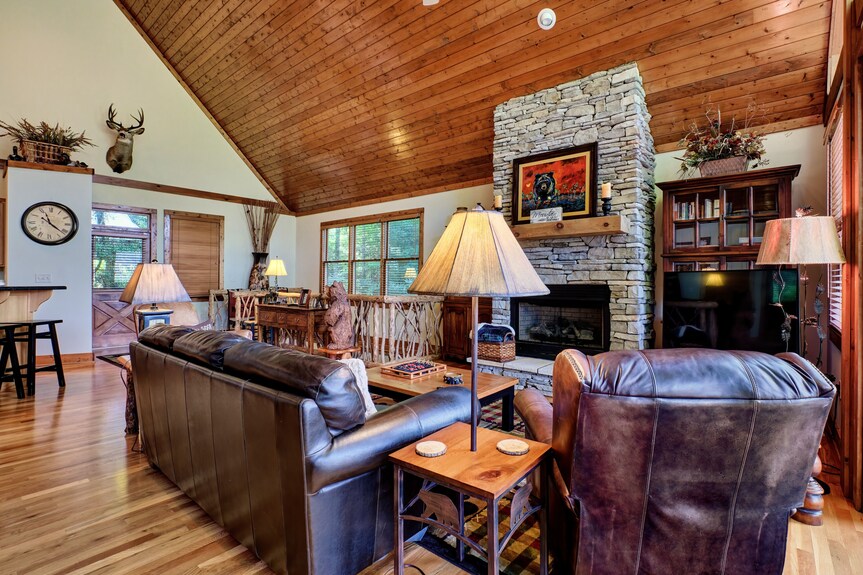 Stunning Views From This Three Bedroom Home - Big Bear Lodge - 새피어