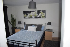 2 bedrooms, iron/ironing board, travel crib, free WiFi