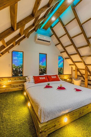 5 bedrooms, iron/ironing board, WiFi - Private RetreatPoolSpaBBQKitchen10 min>Beach (Noord)