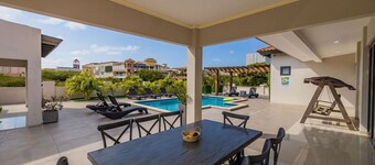 NEW 6BR Villa w/ Pool across street @ PalmBeach