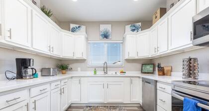 Peaceful Escape - 4 Bathrooms!