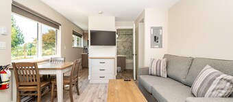 Pathfinder Camp Resorts  Agassiz