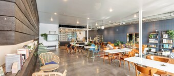 LCF - Downtown Salt Lake Townhome - 2 King Master Suites - 2.5BA - 2-Car Garage