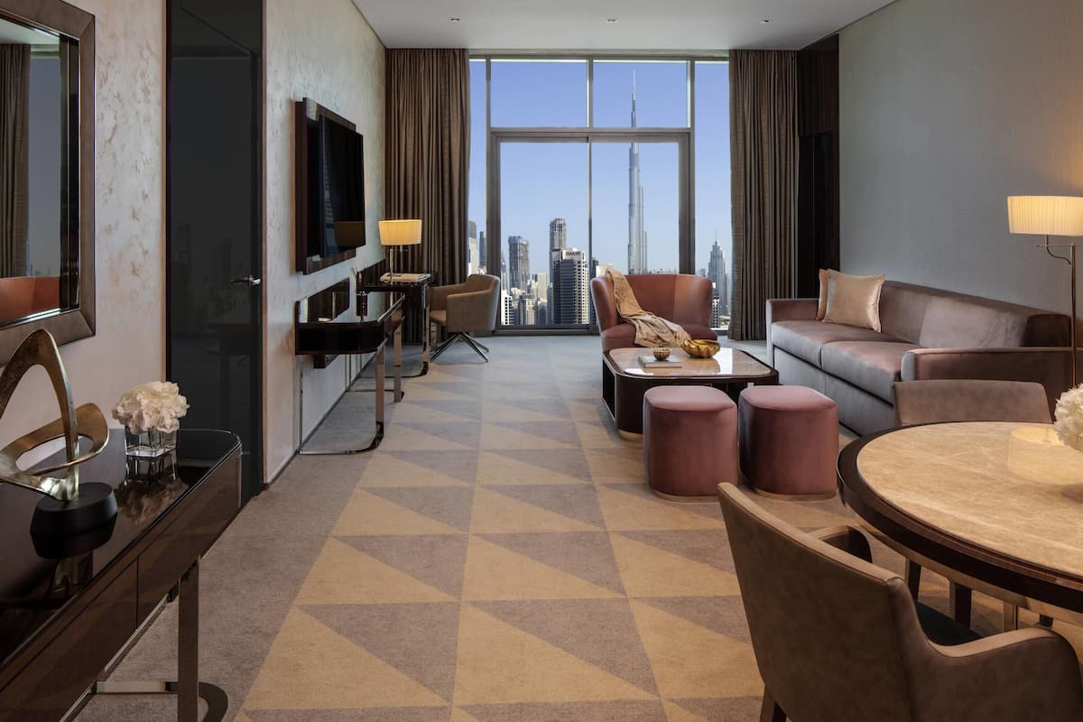 Studio Suite, 1 Bedroom, Balcony, City View (All Access Suite, Burj Khalifa View) | Peralatan tempat tidur hipoalergenik, gebar bulu kapas, bar mini 