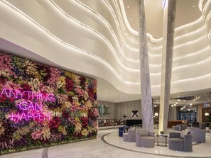 Exterior - Hyde Hotel Dubai (Dubai)