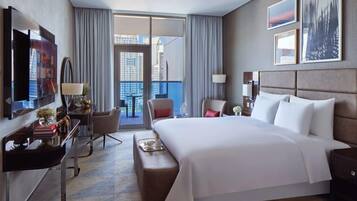 Room, Balcony (General Admission King)