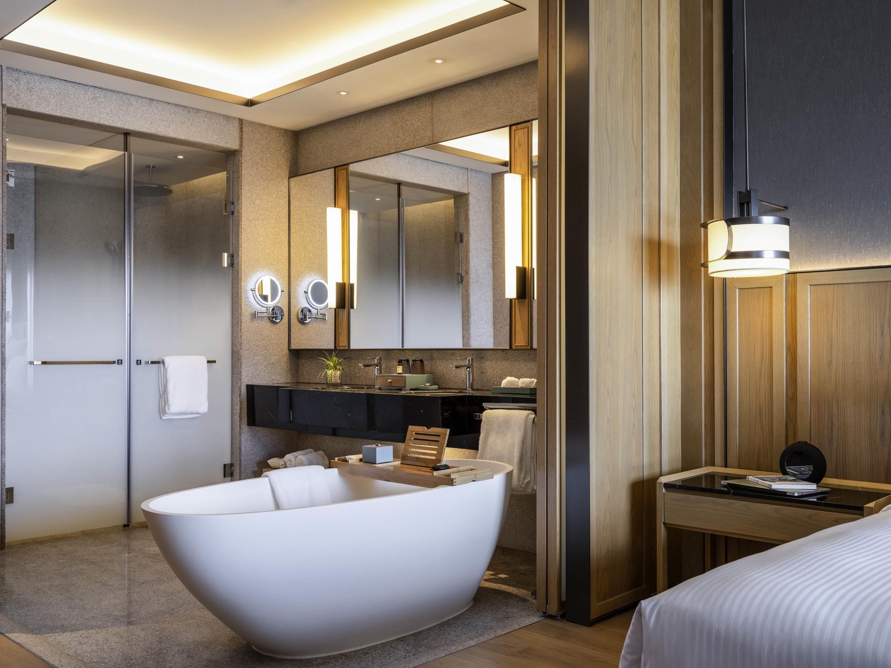 Hypo-allergenic bedding, minibar, desk, rollaway beds