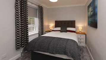 3 chambres, fer et planche Ă  repasser, Wi-Fi gratuit, draps fournis