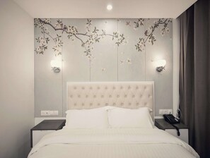 Coffres-forts dans les chambres, bureau, lits bébé (gratuits)