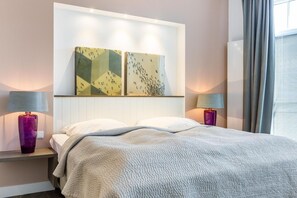 Unclassified image, 4 of 28, button - Stimmig. Besonders. Exklusiv. - Art Your Life - Residenz, Whg. 6 "craig" - Objekt-id: Rsw/06 - Art (Sylt)