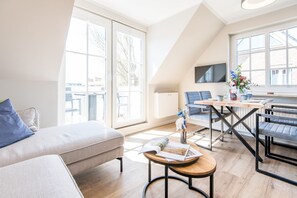 Luokittelematon kuva, 2 kautta 49, painike