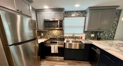 Airy Ozona West on the Gulf!