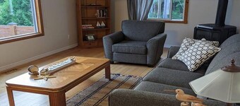 Cozy apartement  Lorimer Lake 
